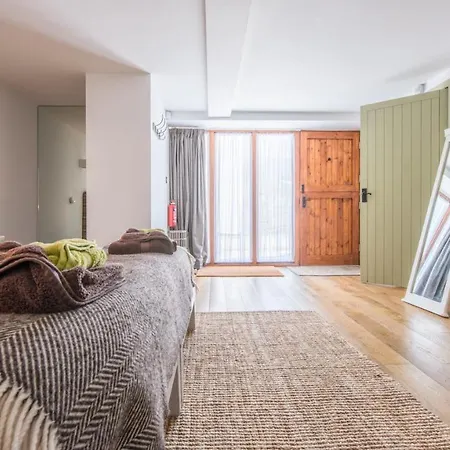 Saddle And Stable Appartement Sennen
